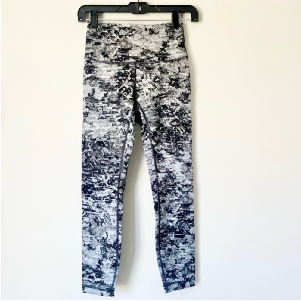 Lululemon Wunder Under High-Rise 7/8 Tight Lace Starlight Black White Size 4